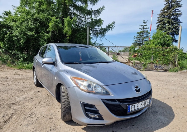 Mazda 3 cena 15900 przebieg: 254000, rok produkcji 2009 z Łęczyca małe 67